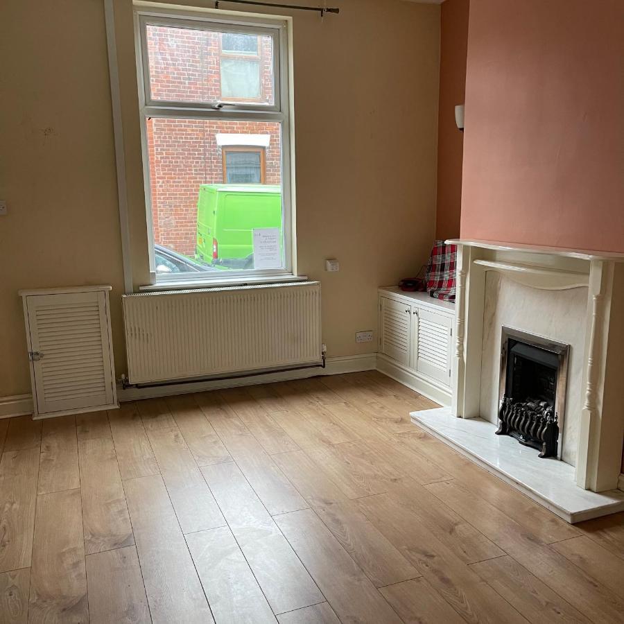 Pc Lodge Kingswood St Preston R1 외부 사진