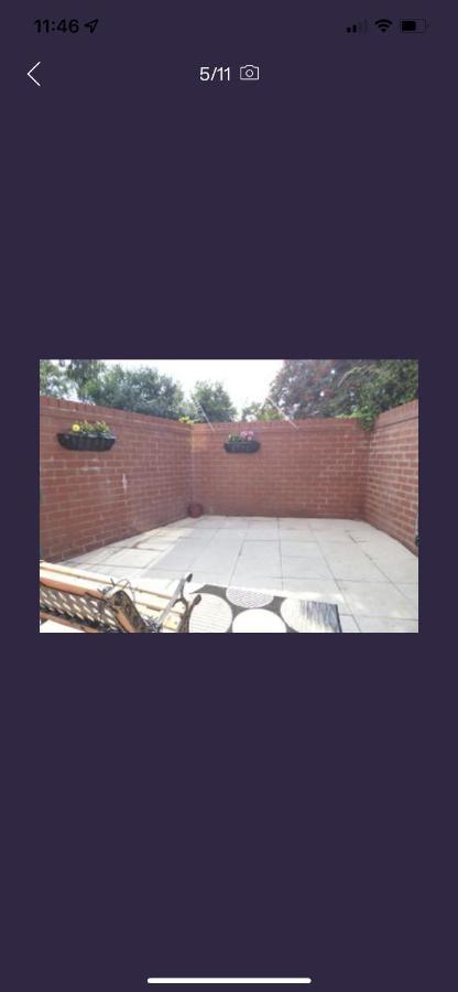 Pc Lodge Kingswood St Preston R1 외부 사진